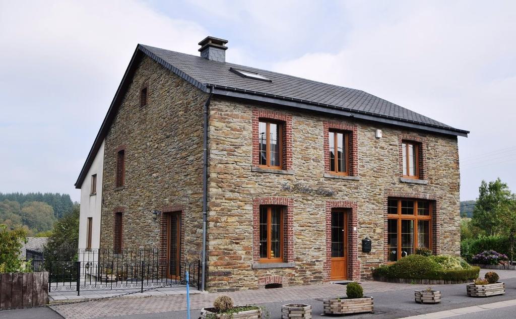 La Petite Ferme Villa Rochehaut Exterior foto